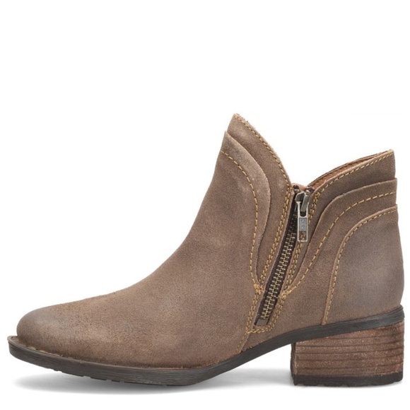 Born Malta II Taupe Distressed Booties Size 10 New - Picture 2 of 12